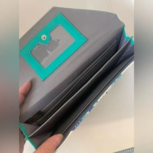 Kate Landry Large Floral Clutch​​ - Picture 3 of 5